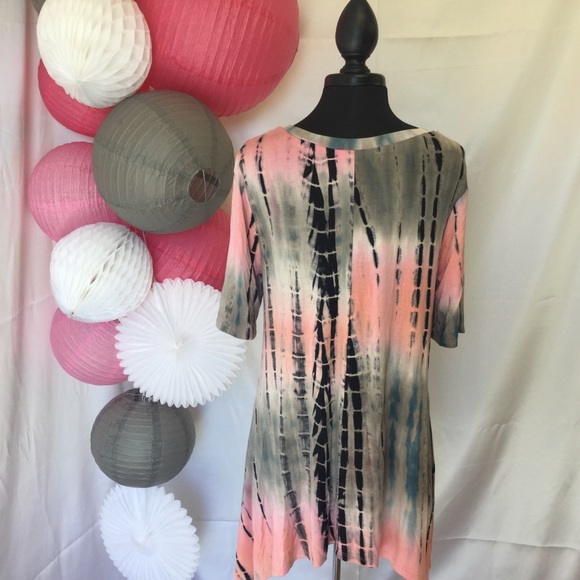 Tunic - Picture 2 of 2